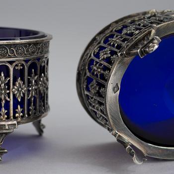 SENAPSKAR samt ett par SALTKAR, silver, Fray Fils, sent 1800-tal. Vikt ca 183g.