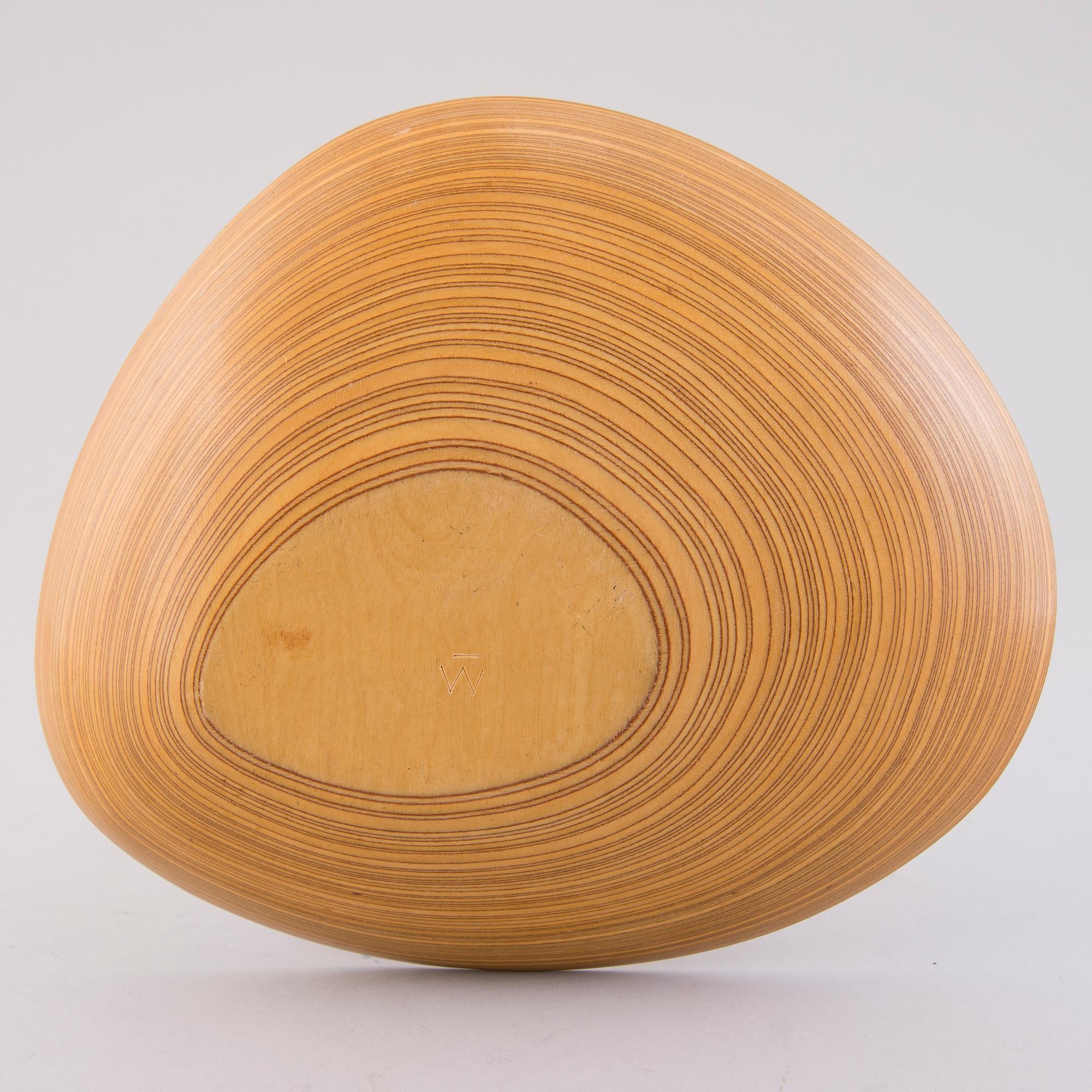 Tapio Wirkkala, A plywood dish signed TW.