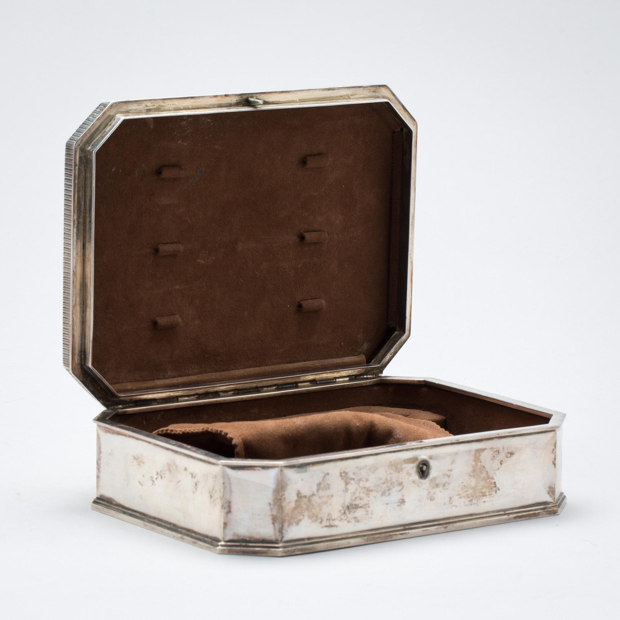 SKRIN, silver, W.A. Bolin, 1942. Total vikt ca 940 g.