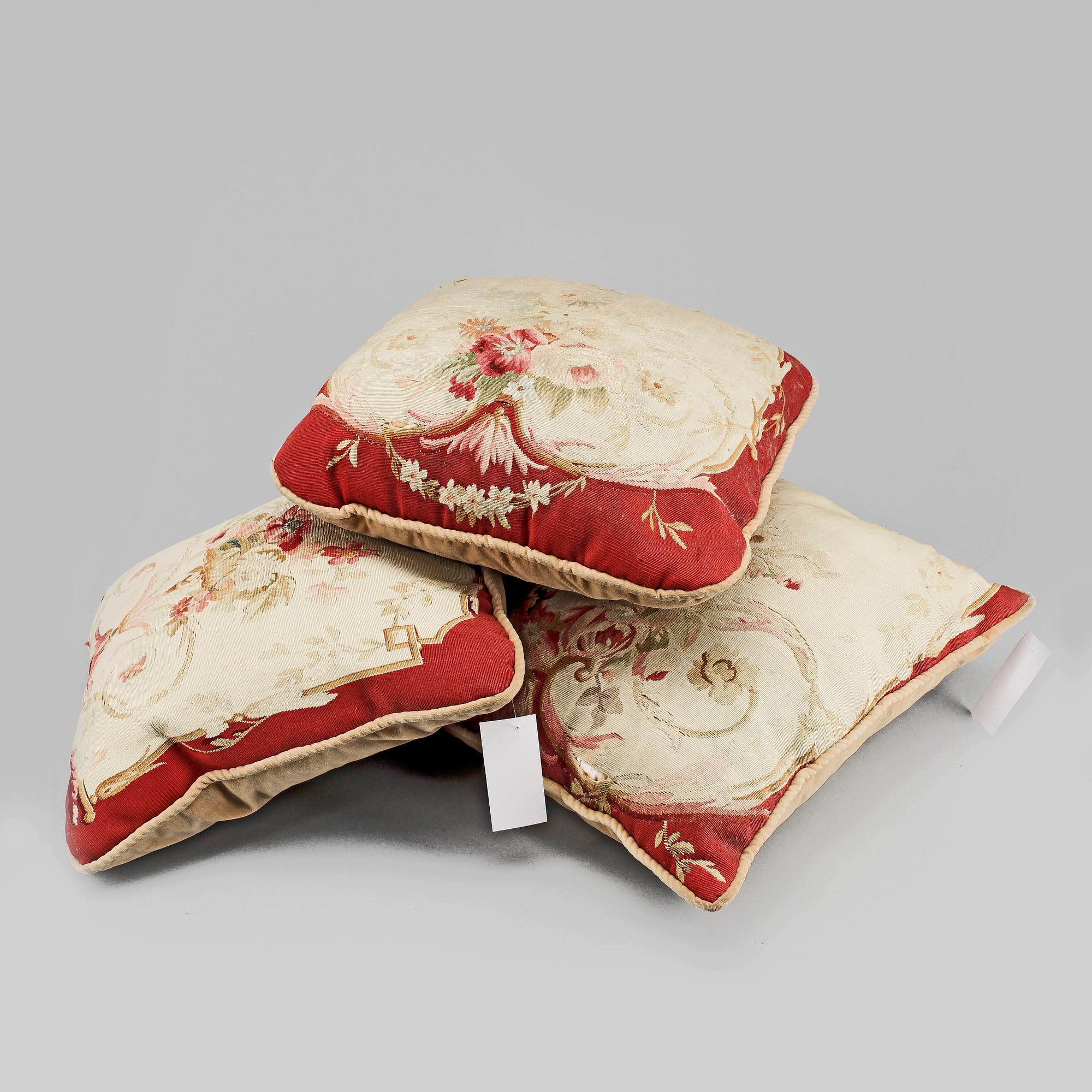KUDDAR, 3 st, Aubusson, delvis 1800-tal.