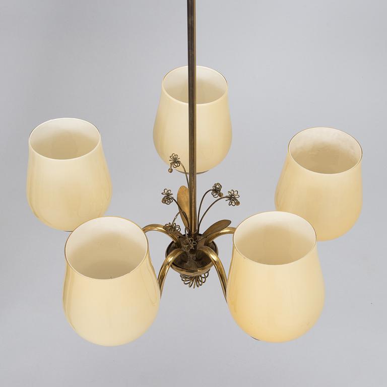 Taklampa,  tillverkare V. Soini Oy, 1900-talets mitt.