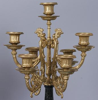 KANDELABRAR, ett par, Louis XVI-stil, 1900-tal.