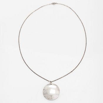 Owe Johansson, a silver necklace, Helsinki 1970.