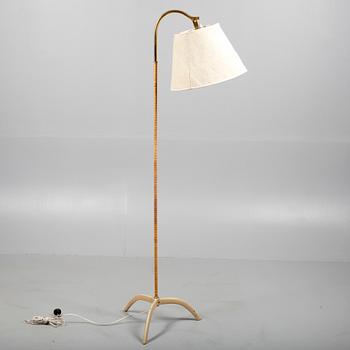 GOLVLAMPA, design Paavo Tynell, modell 9609, tillverkare Idman, 1950-tal.