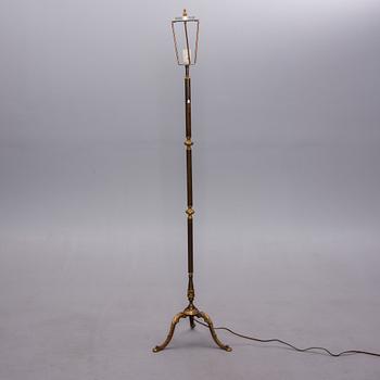 GOLVLAMPA, 1900-talets senare hälft.