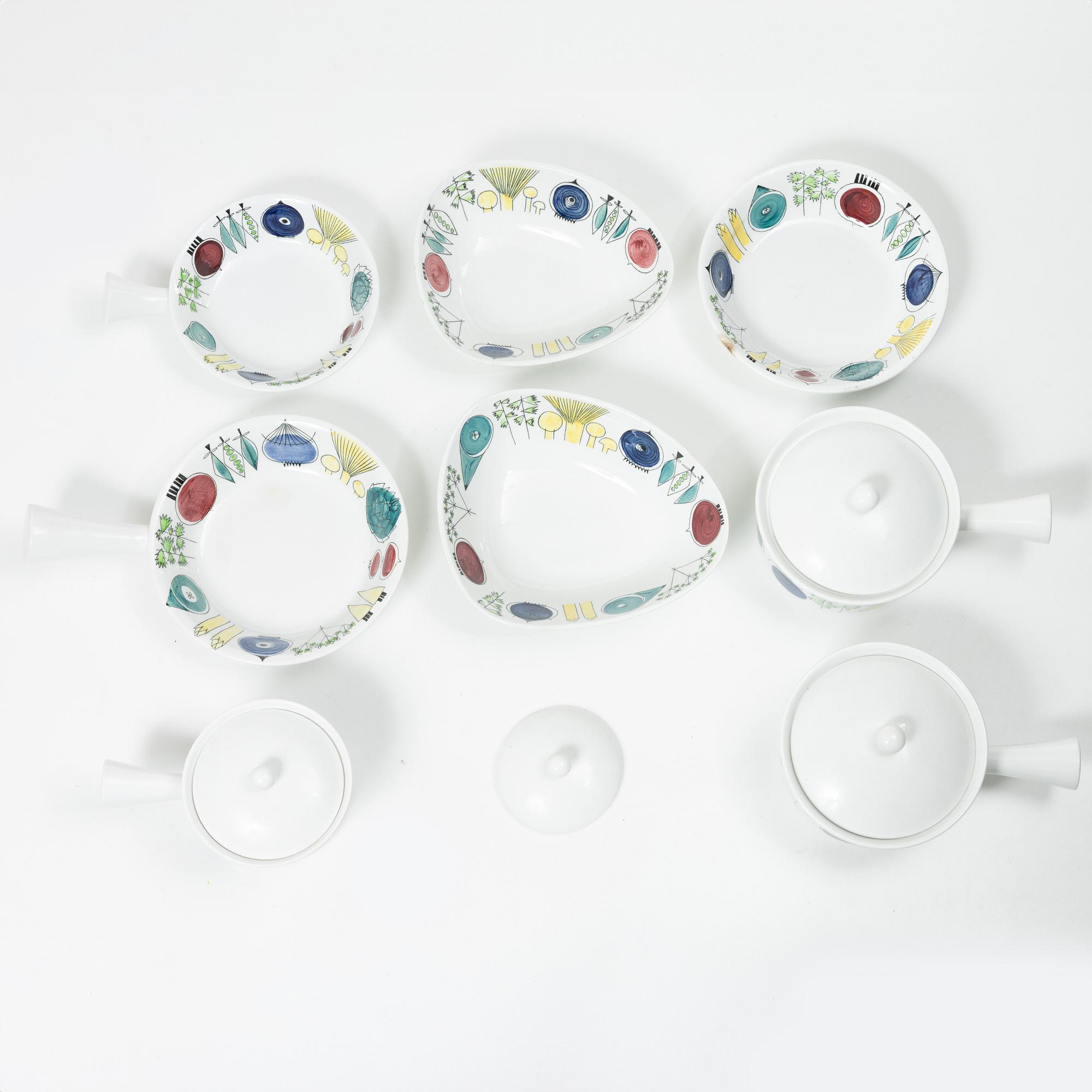 Marianne Westman, Dinner service, 73 pieces, flintware, “Picknick” and “Pomona”, Rörstrand, 1950s–60s.