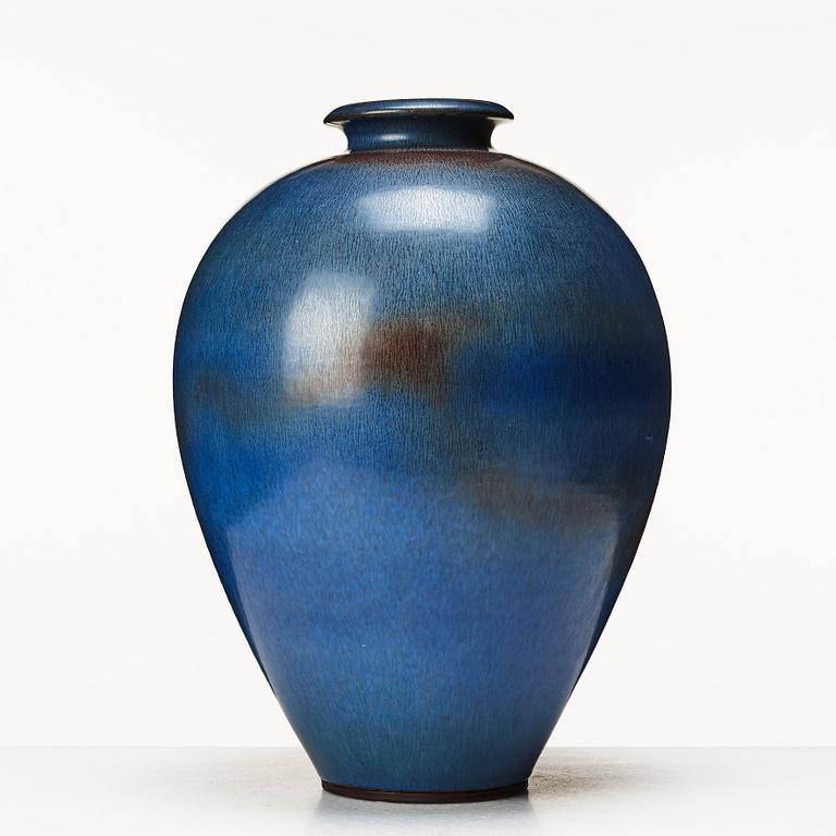 Berndt Friberg, a stoneware floor vase, Gustavsberg studio, Sweden 1959.