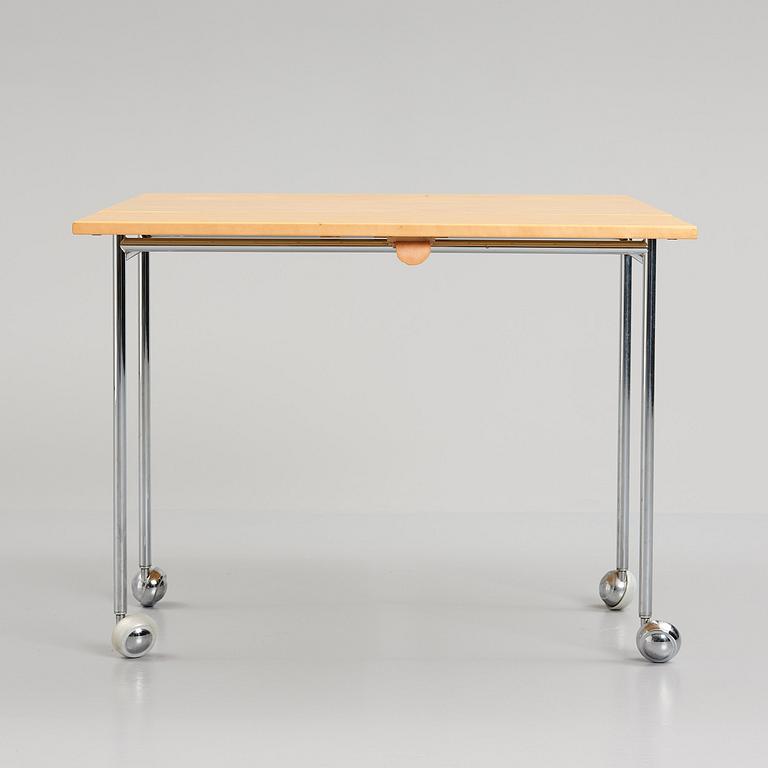 Bruno Mathsson, a drop leaf table 'Berit' in burled birch, Bruno Mathsson International, Sweden.