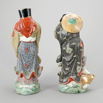 FIGURINER, ett par, porslin, Japan, 1900-tal.