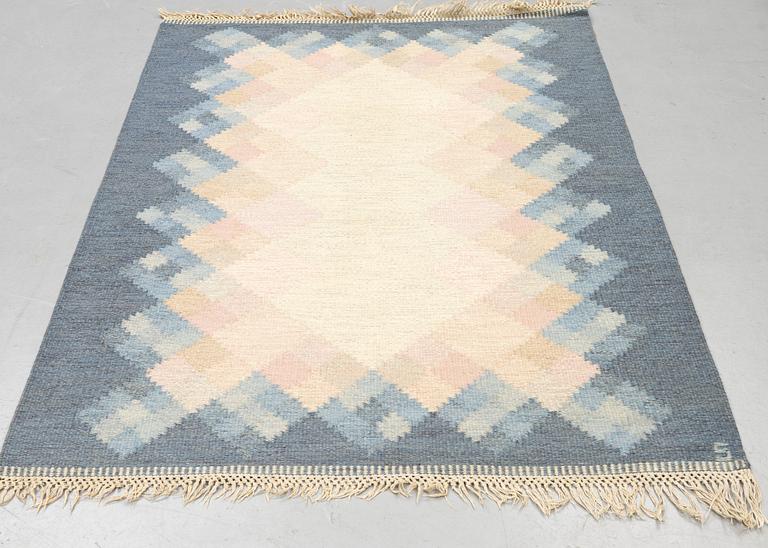 Brita Svefors, a carpet, 'Opal', flat weave, Axeco Sweden, signed S, ca 202 x 137 cm.