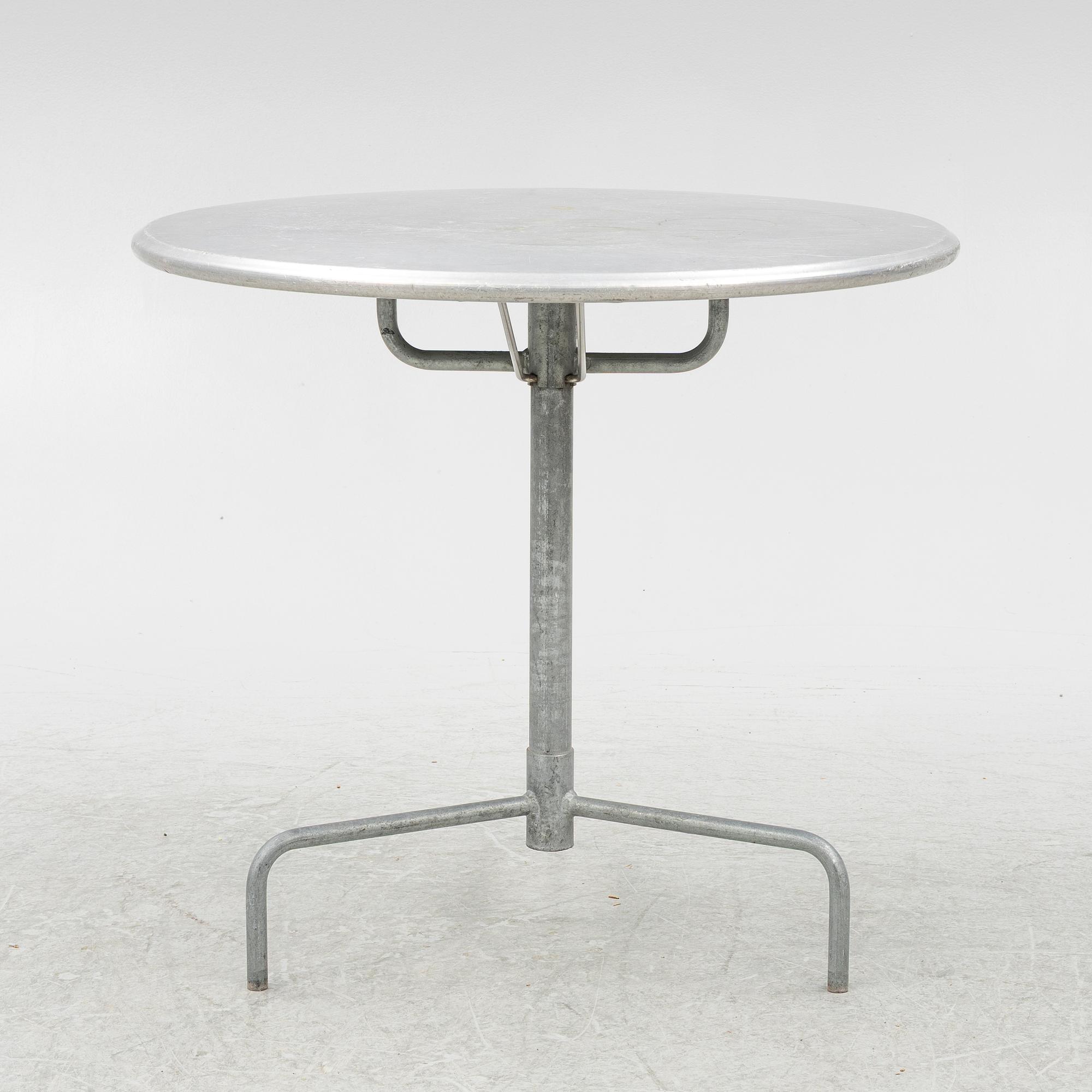 Jonas Bohlin, table, Nola.