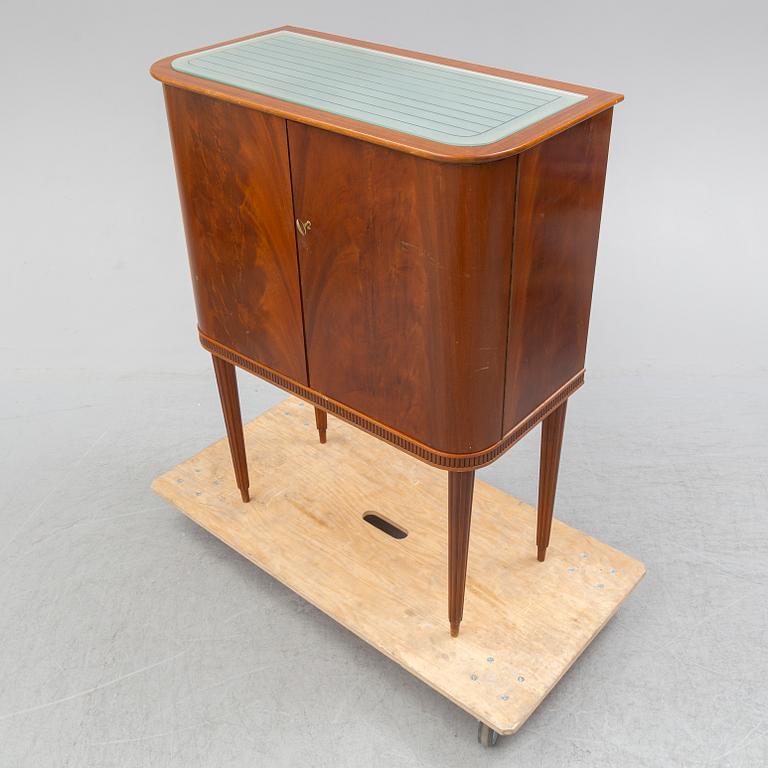 BARSKÅP, Förenade Möbelfabrikerna, Linköping. 1900-talets mitt.