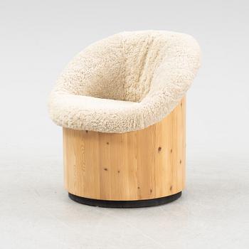 Peter Opsvik, a lounge chair from the 'Cylindra' series.