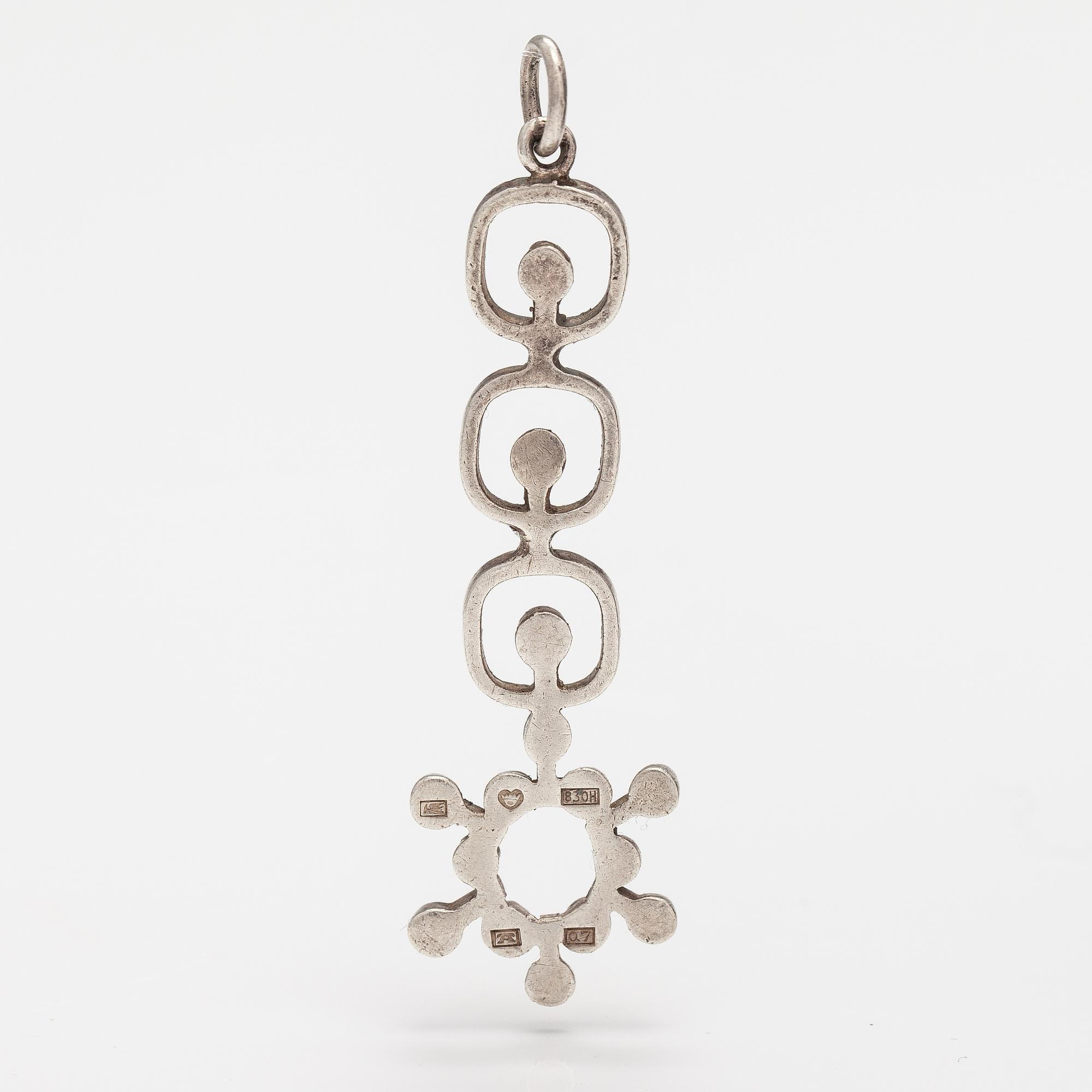 JORMA LAINE, A silver pendant. Kultateollisuus, Turku 1969.