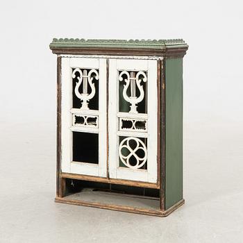 Skåp sent 1800-tal.