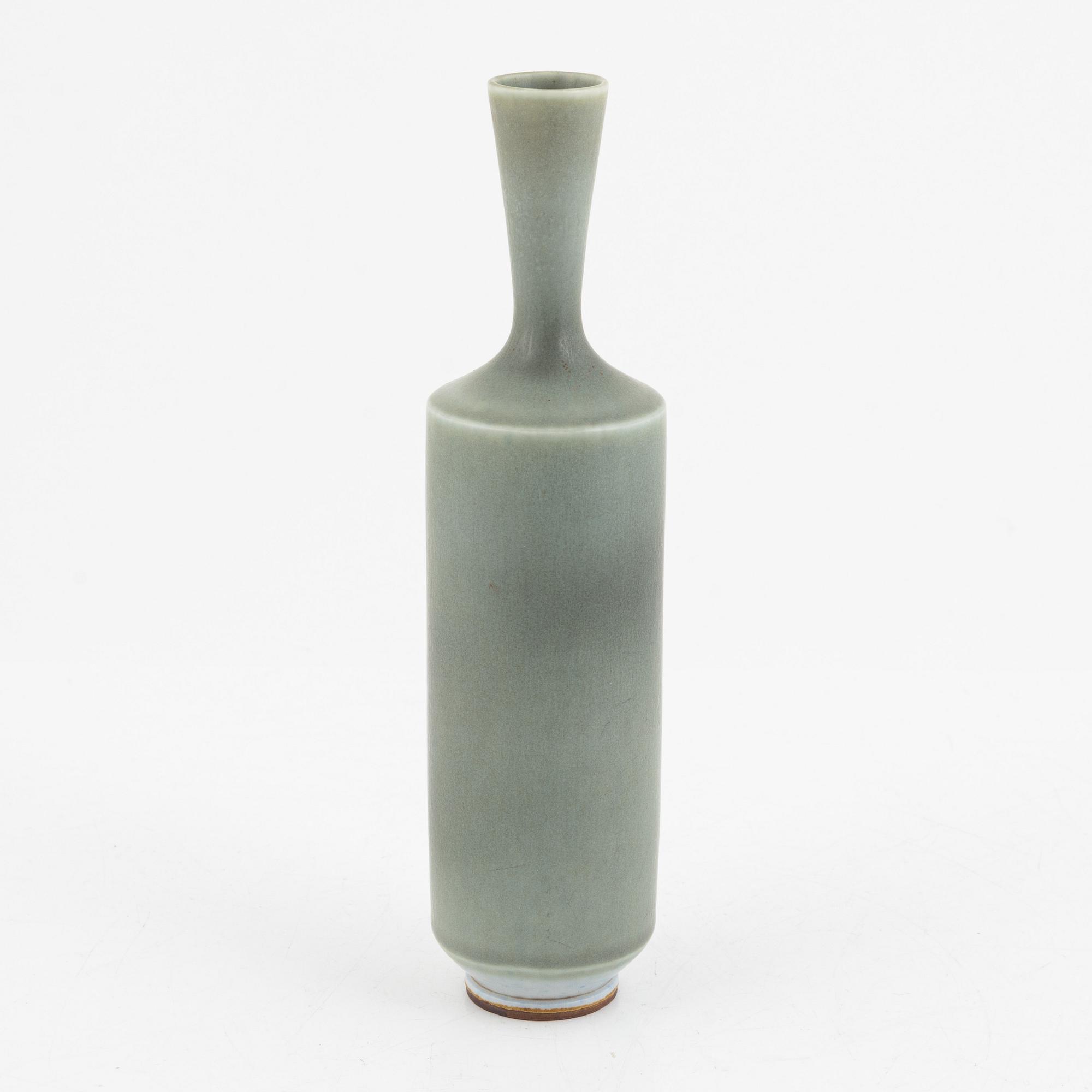 Berndt Friberg, a vase, Gustavsbergs studio 1963.