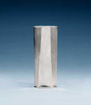 622. A Bengt Liljedahl sterling vase, Stockholm 1976.