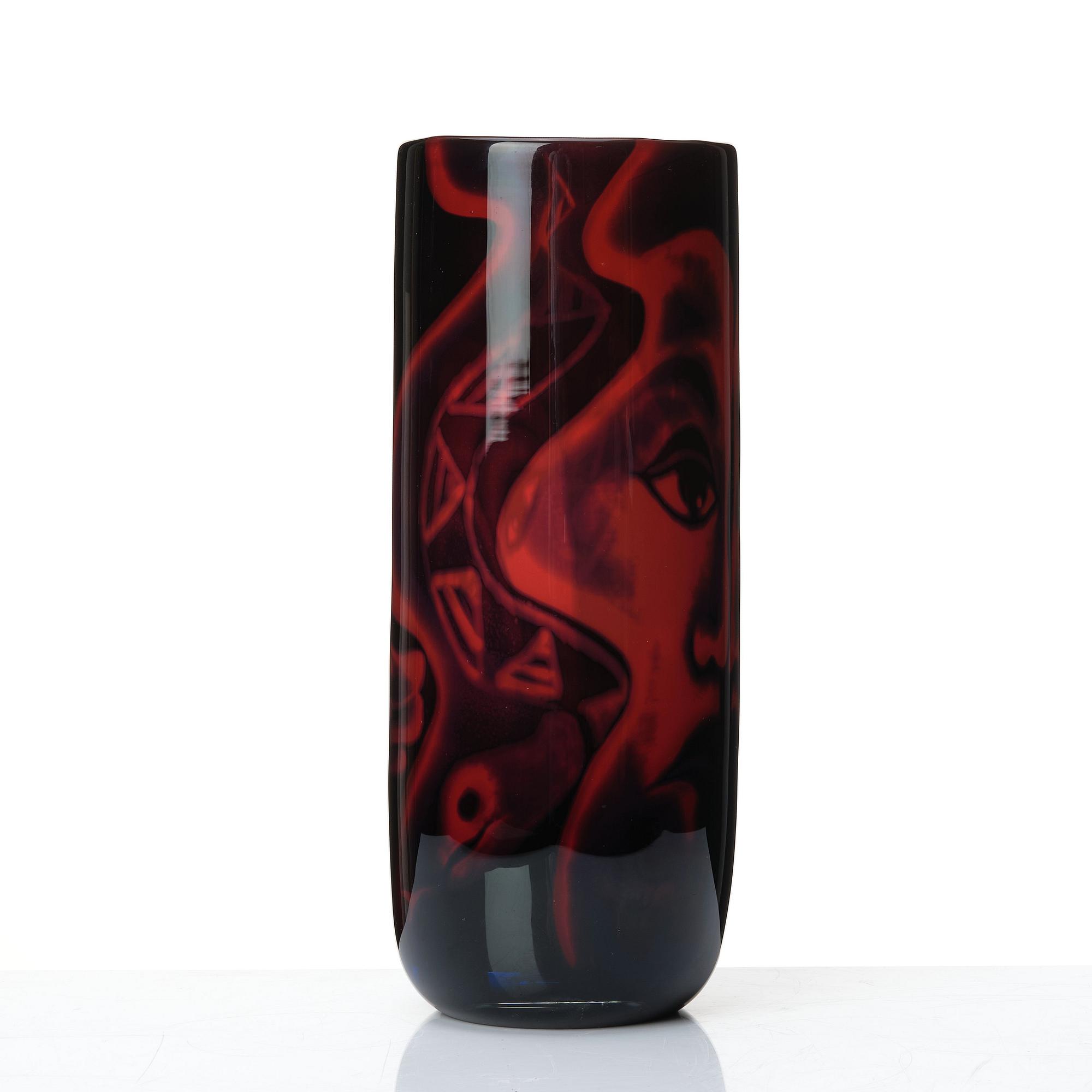 Eva Englund, a 'graal' glass vase, Orrefors 1987.