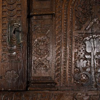 Skåp, Renässans-stil 1800-tal.