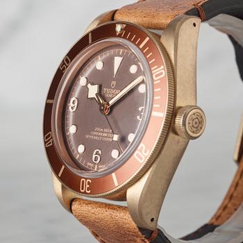 TUDOR, Geneve, Black Bay "Bronzo" (220m:660ft), Chronometer, armbandsur, 43 mm,