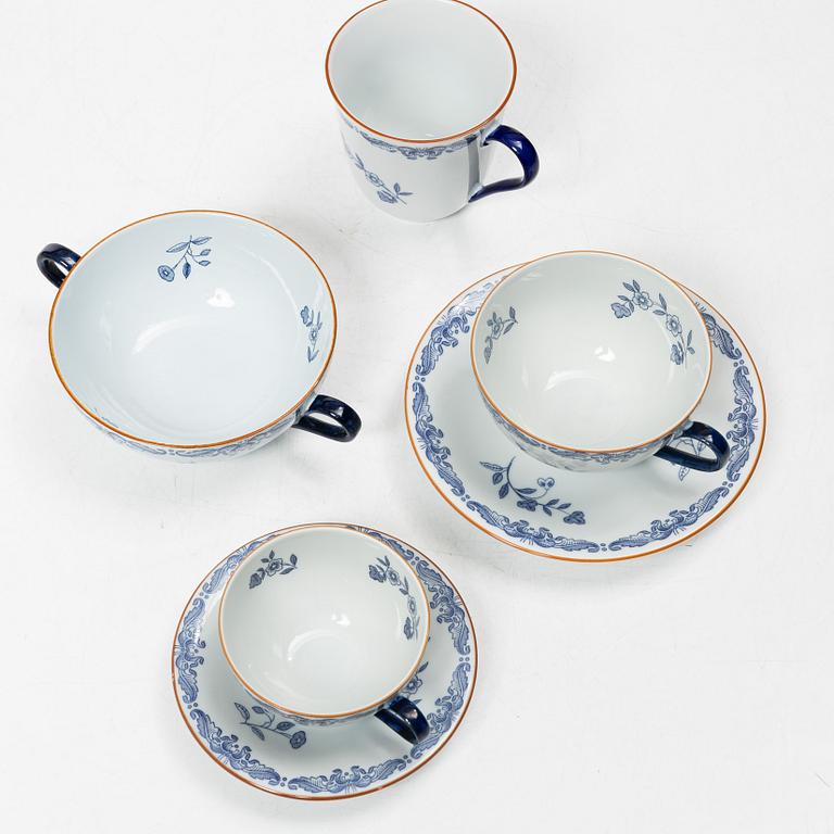 A 91 piece "East India" dining service, Rörstrand.