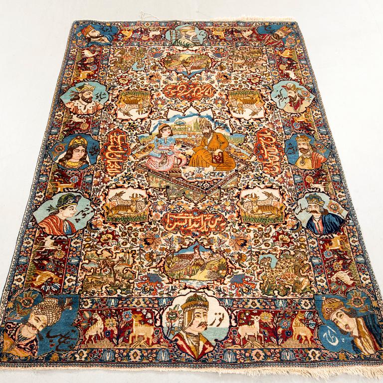 Tabriz rug with figural motifs, old/semi-antique, approximately 200x139 cm.