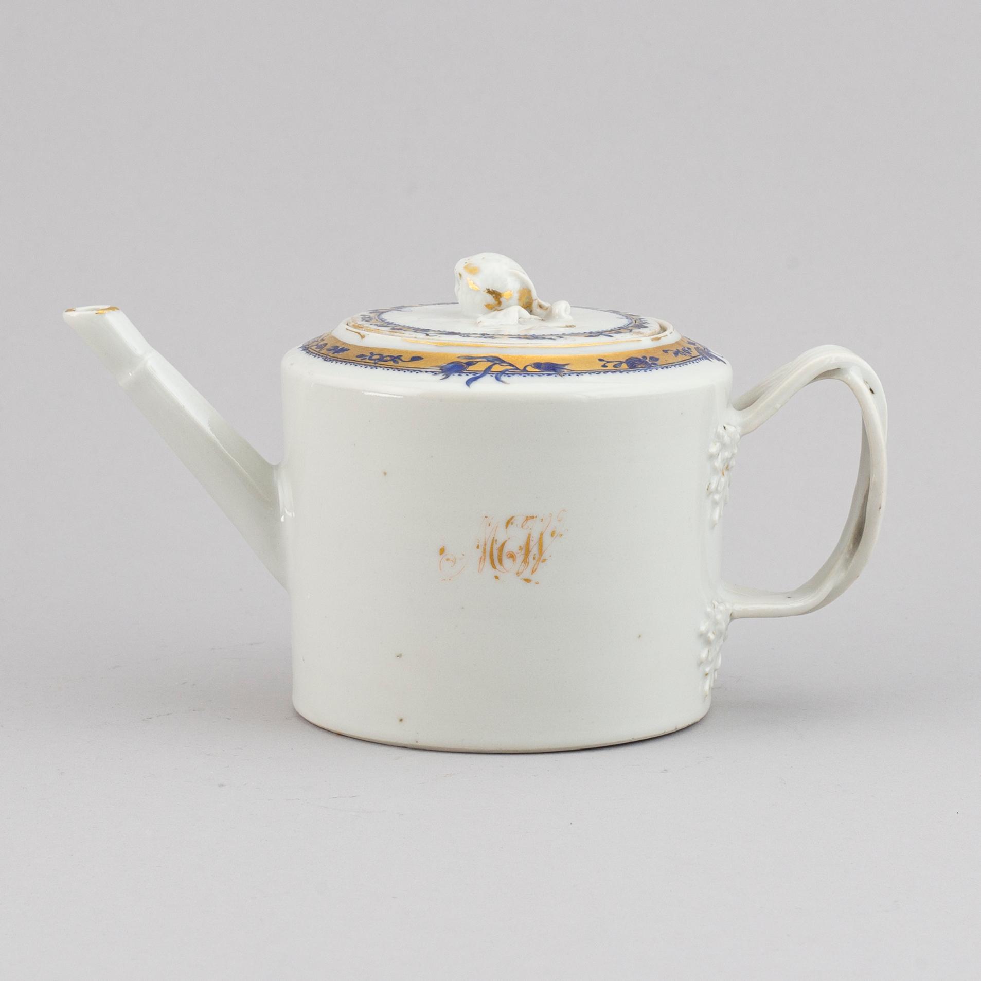 TEKANNA med LOCK, kompaniporslin. Qingdynastin, Jiaqing (1796-1822).