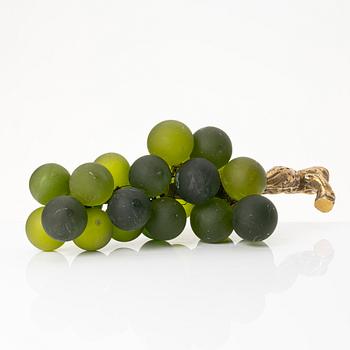 A table decoration, 'French Grapes', Eichholtz, contemporary.