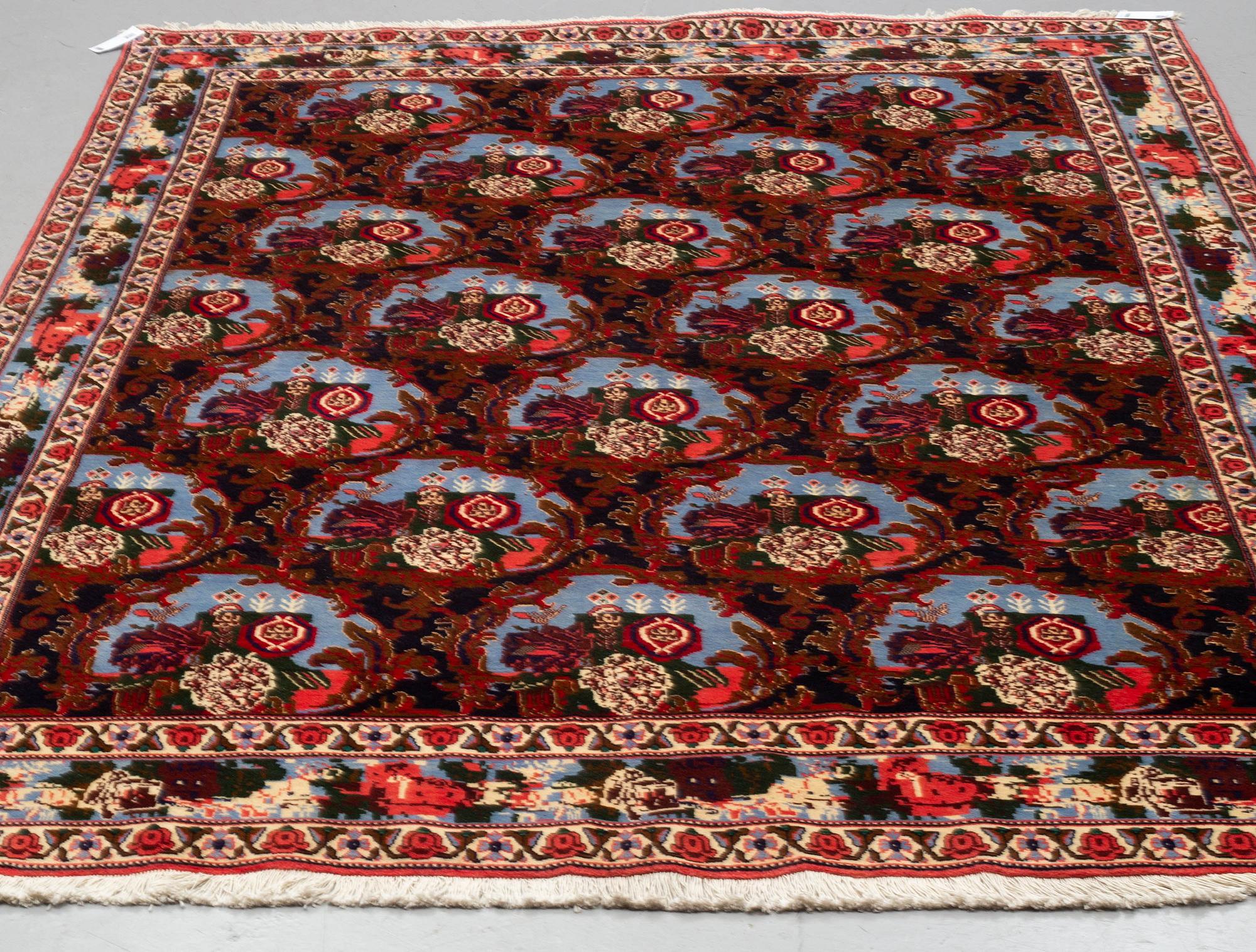 A RUG, old persian, ca 287 x 202 cm.