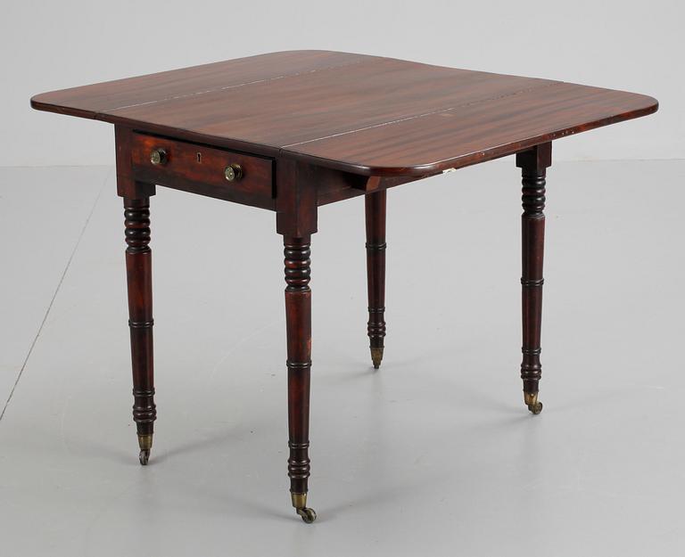 KLAFFBORD. England, sk Pembroke table. 1900-tal.