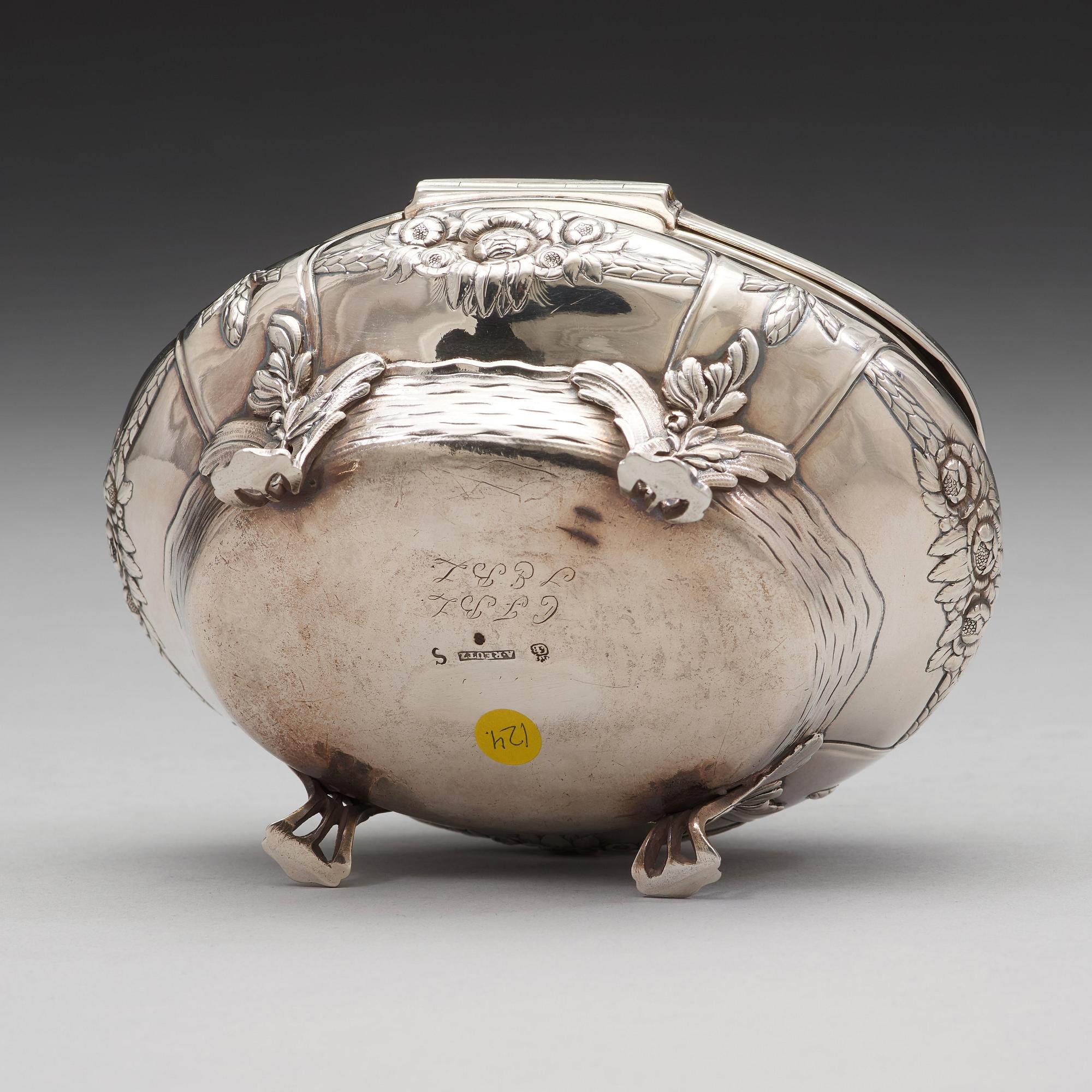 A Swedish 18th century silver sugar-casket, mark of Andreas Reutz, Gothenburg 1776.