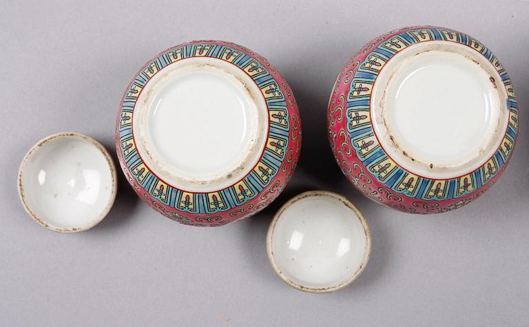 PARTI PORSLIN, 3 delar, Kina, 1900-tal.