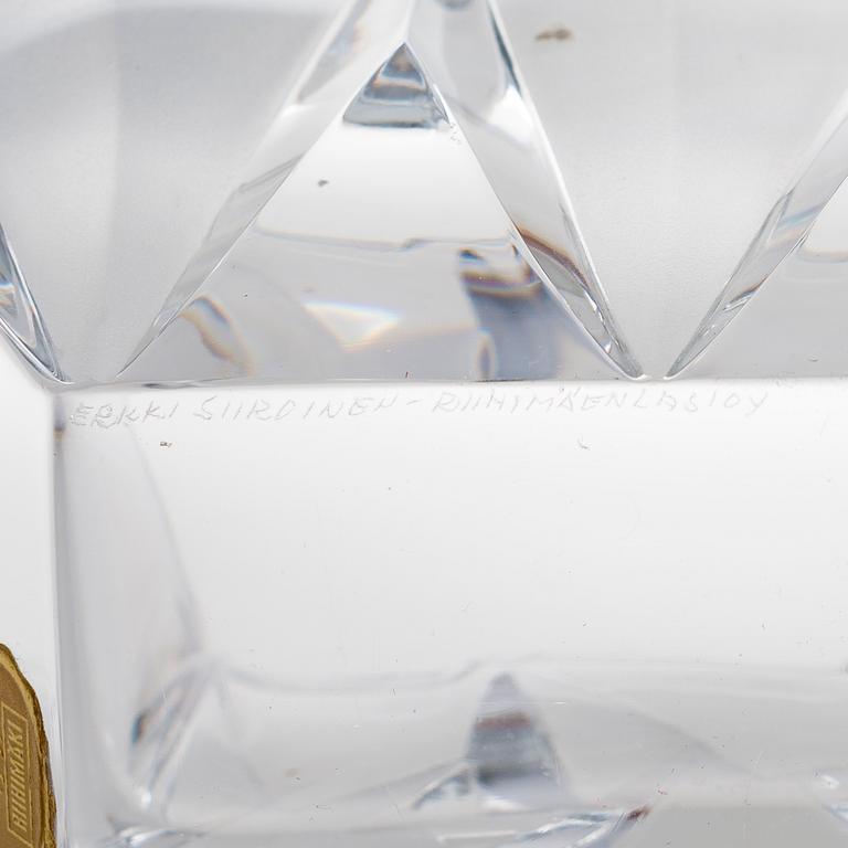 ERKKITAPIO SIIROINEN, a 'Hakas-malja' art glass signed Erkki Siiroinen Riihimäen Lasi Oy.