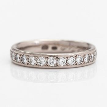 An 18K palladium white gold eternity ring with brilliant cut diamonds approx. 0.81 ct in total.