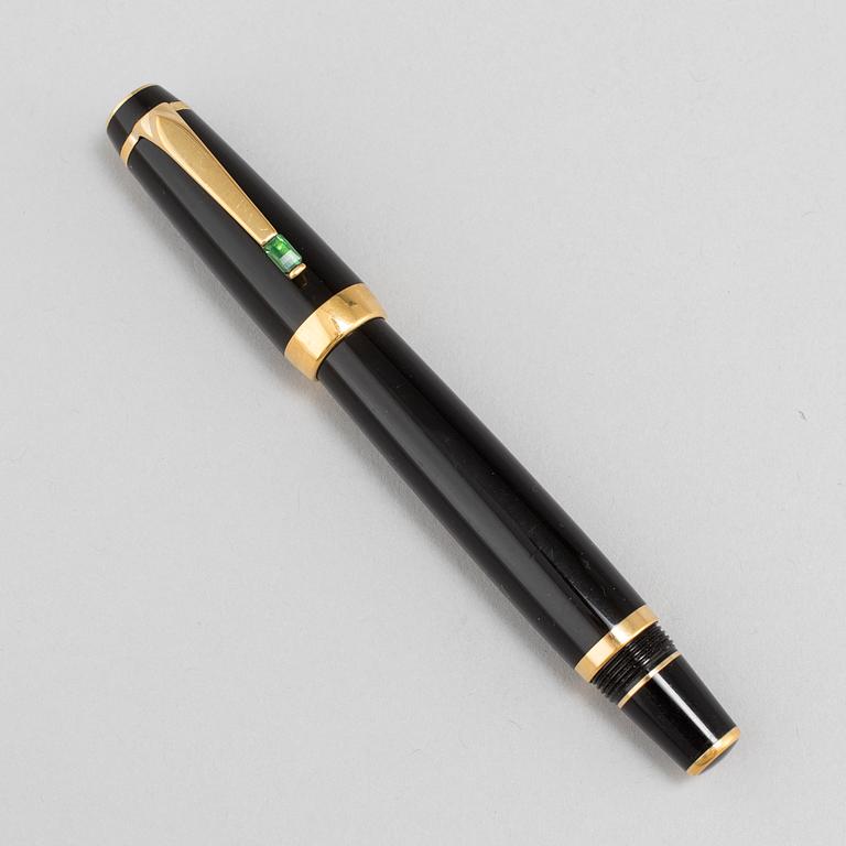 A Montblanc 'Bohème Vert' ballpoint pen.