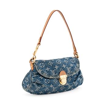 898. LOUIS VUITTON, a blue denim monogram "Mini Pleaty" shoulder bag, limited edition Cruise Collection 2007.