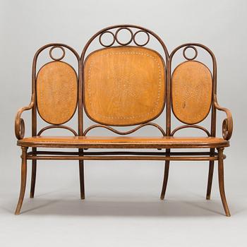 Soffa, Thonet-stil, 1900-talets början.