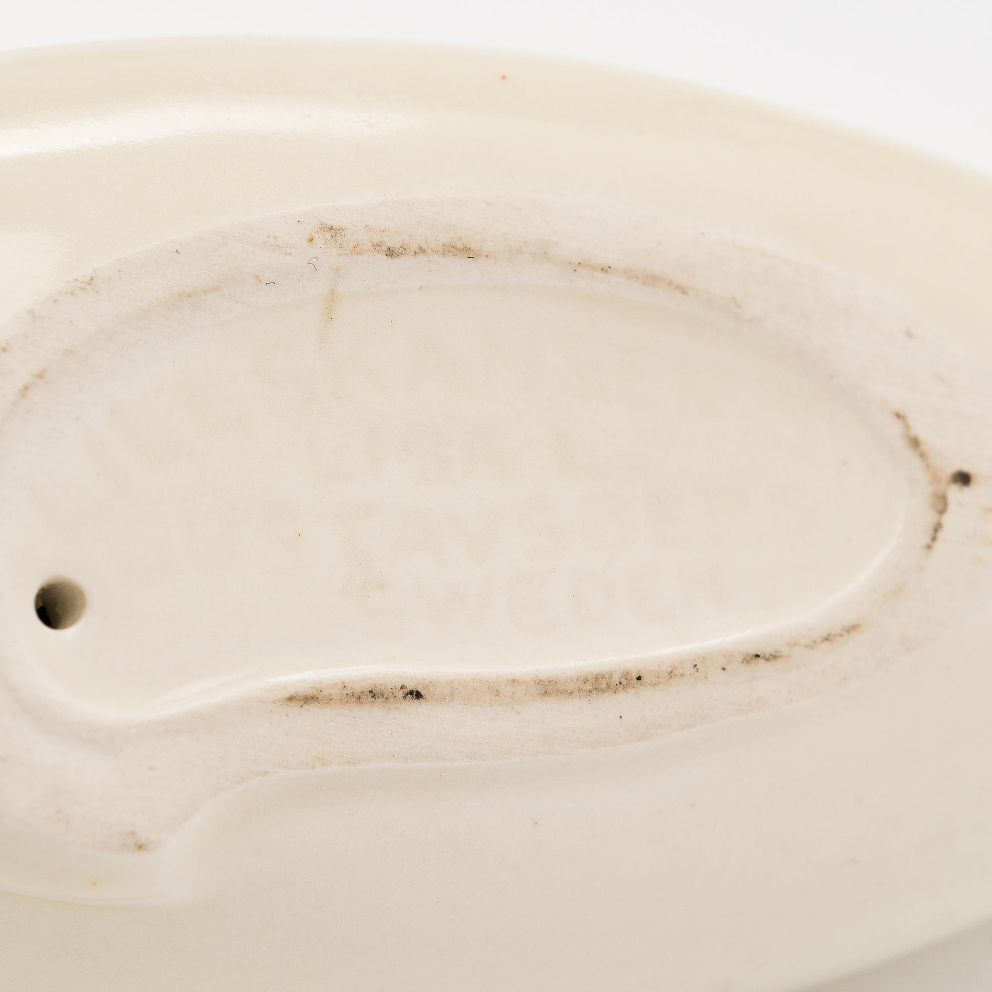 Lisa Larson, figuriner, 2 st, stengods, Gustavsberg, 1900-talets andra hälft.