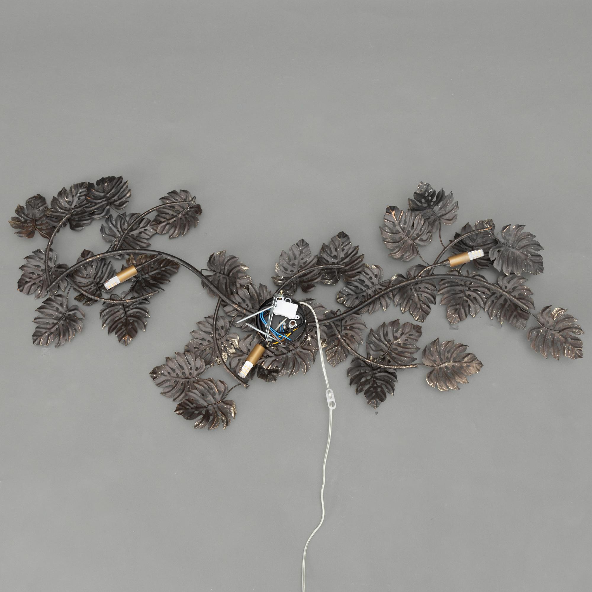 Wall lamp, Italy, contemporary.