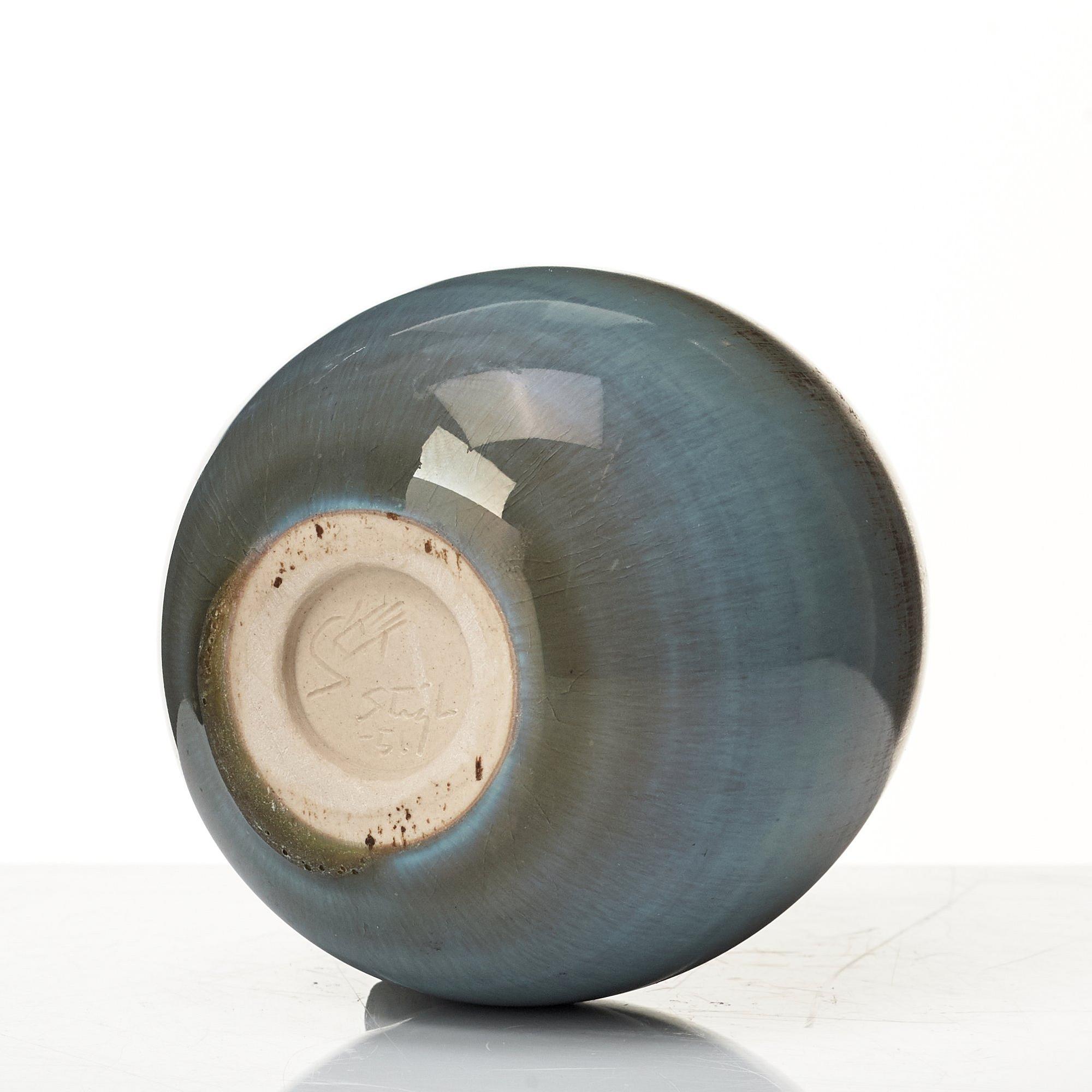Stig Lindberg, a set of five stoneware vases. Gustavsberg studio, Sweden 1953-56.