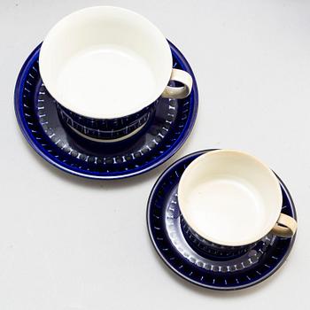 ULLA PROCOPÉ, a part 'Valencia' coffee and dinner service, from Arabia, Finland (85 pieces).