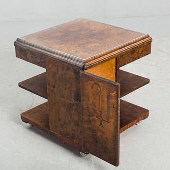 RÖKBORD, funkis, 1900-talets första hälft.