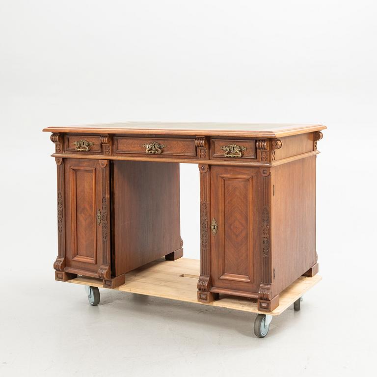 Desk, England, second half of the 20th century.