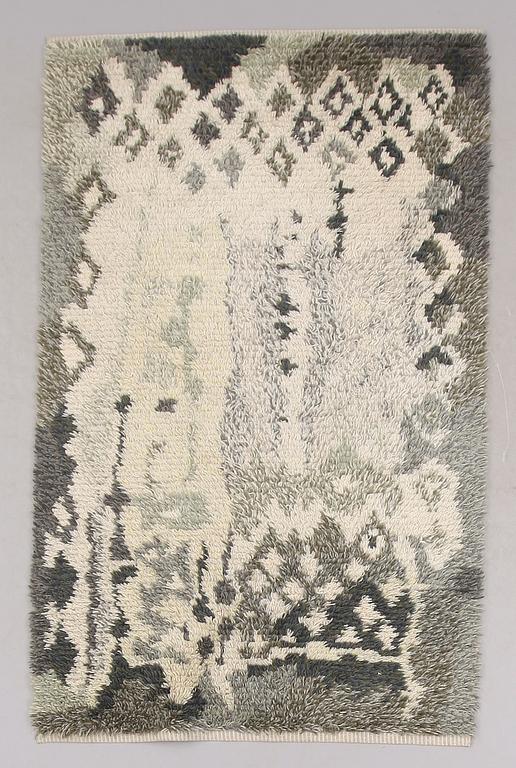 MATTA, rya. Ca 170 x 110 cm.