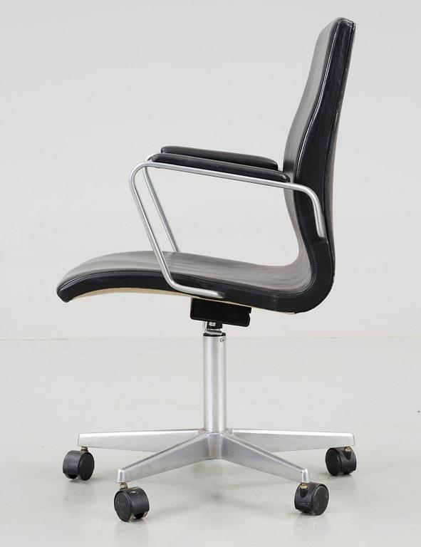 SKRIVBORDSSTOL, "Oxford", Arne Jacobsen, Fritz Hansen Danmark, 1988.