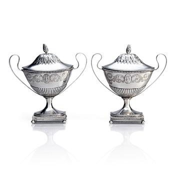 A pair of Swedish Gustavian 18th century silver sugar bowls with lid, marks of Johannes Gadd, Umeå 1791.