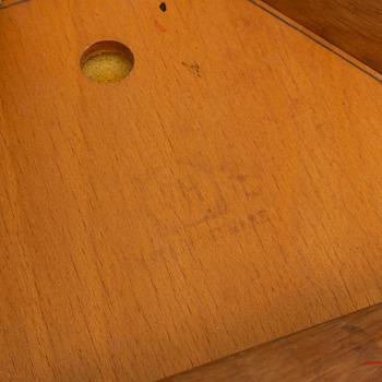 HANS J WEGNER, stol, "Hjertestolen", Fritz Hansen, Danmark.