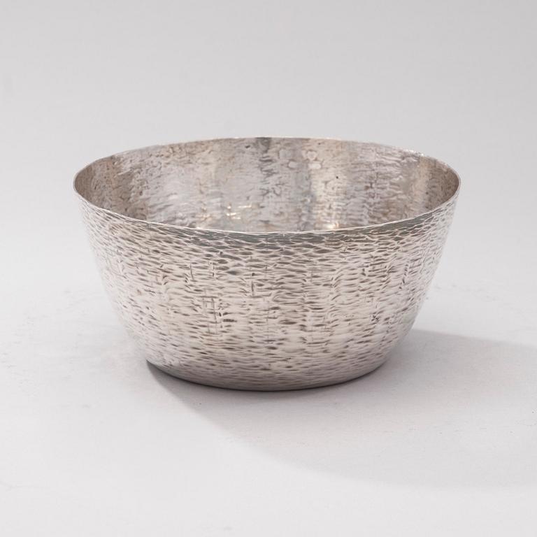 SKÅL, silver, Tapio Wirkkala, Kultakeskus, 1975. Vikt ca 294 g.