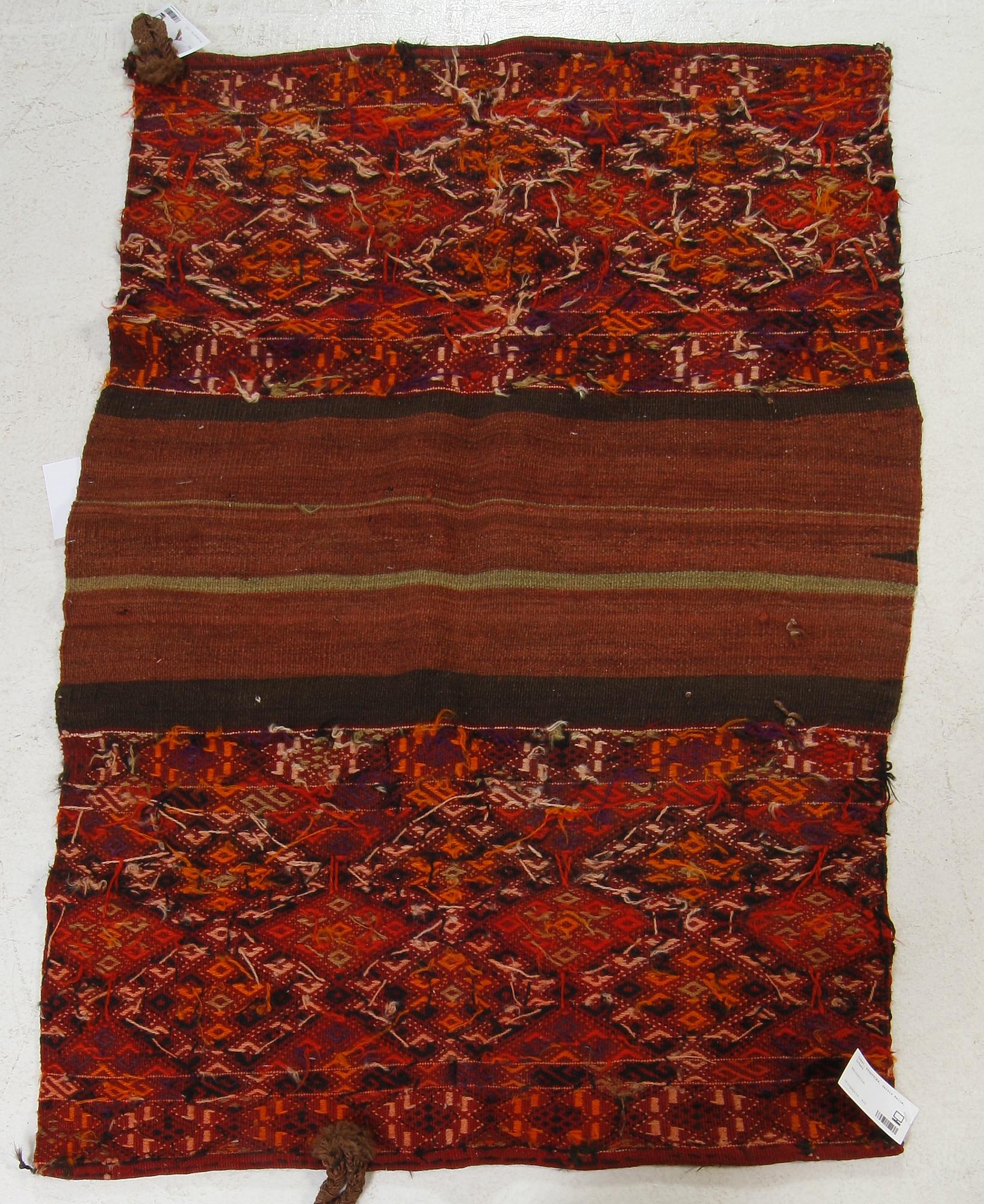 TYGSTYCKE, delvis Kelim. 125x92.