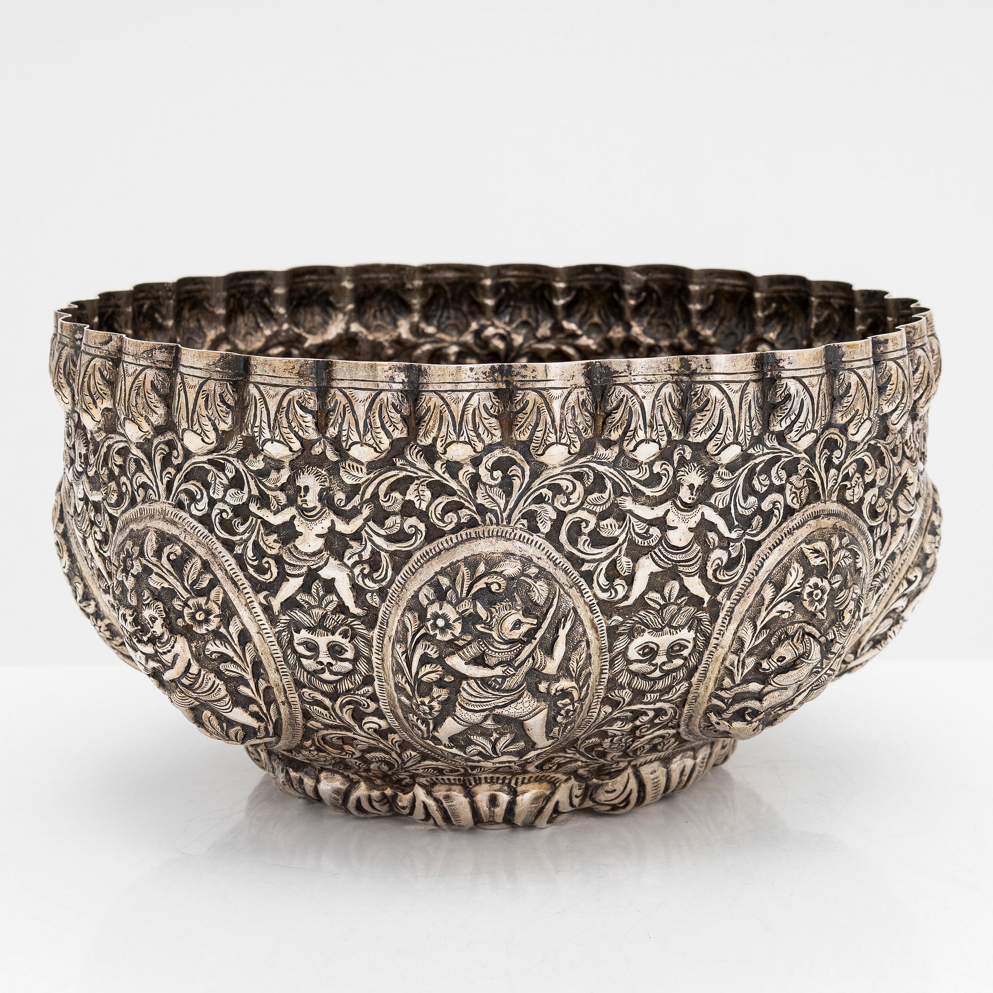 Skål, silver, Indien/ Sri Lanka, möjl. tidigt 1900-tal.